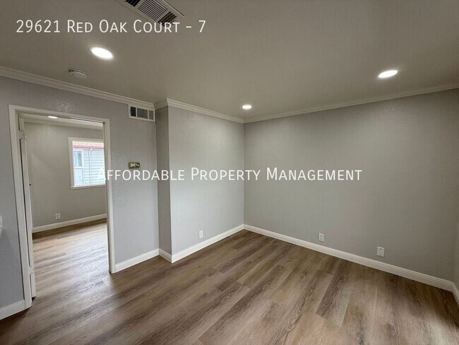 Building Photo - 29621 Red Oak Ct