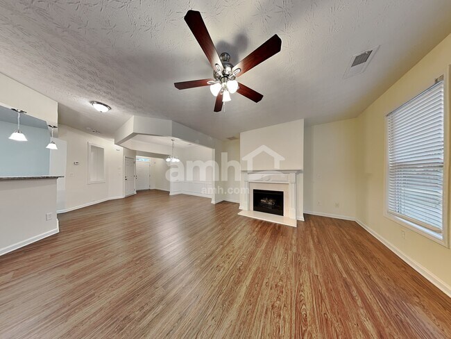 Building Photo - 3917 Abernathy Farm Way