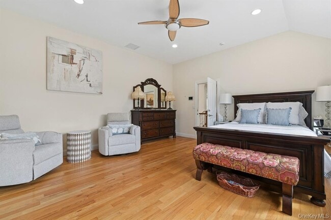 Building Photo - 15 Carter Rd