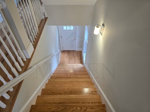 Building Photo - 58 Hawthorne St