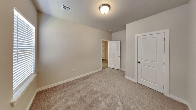 Building Photo - 11659 Split Oak Cir