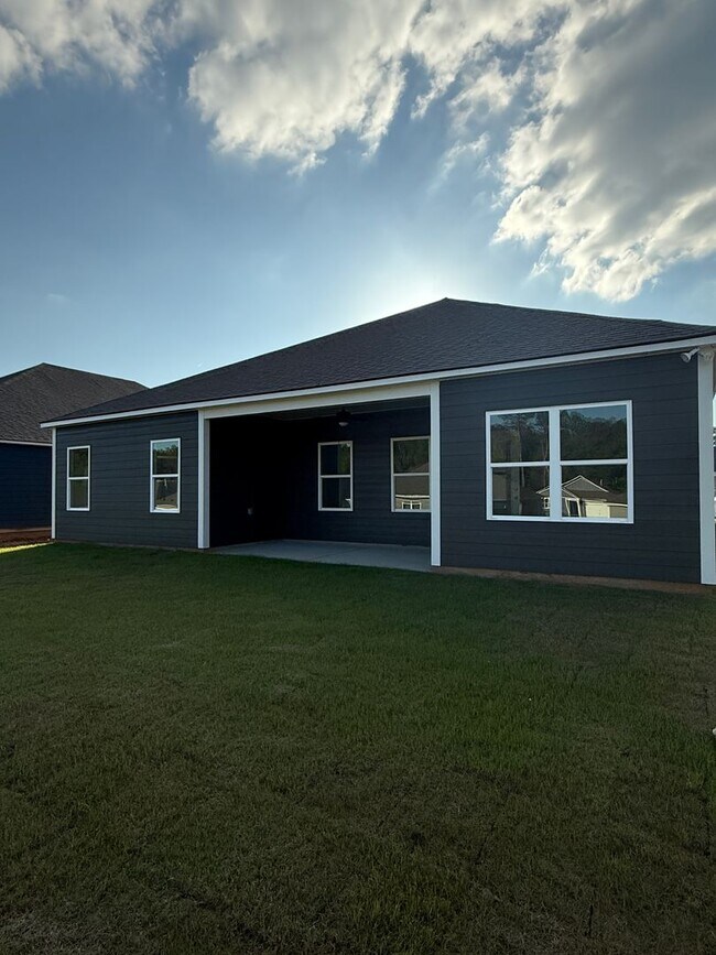 Building Photo - Springville’s Archers Brooke Community one...
