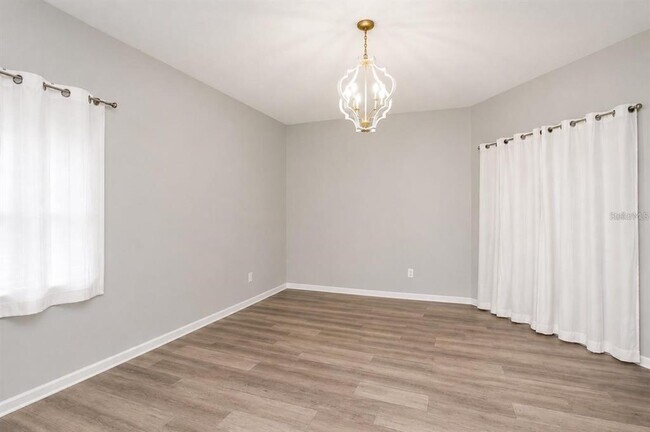 Building Photo - 2711 Patrician Cir