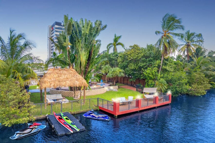 Building Photo - 19720 NE 26th Ave