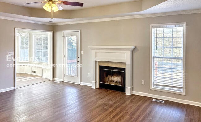 Building Photo - 450 Loveless Rd