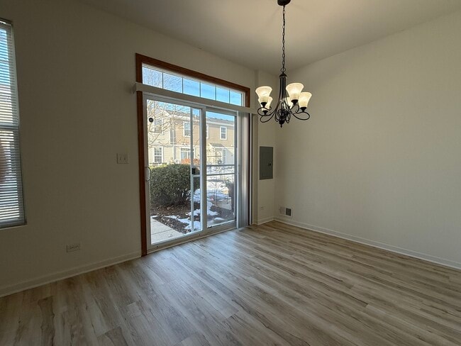 Building Photo - 4555 Camden Ln