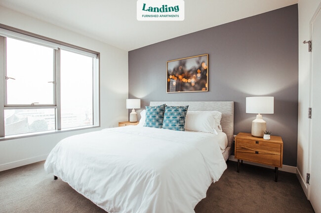 Building Photo - 225 S Grand Ave