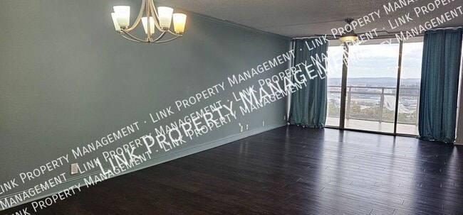 Building Photo - 1131 Stringers Ridge Rd