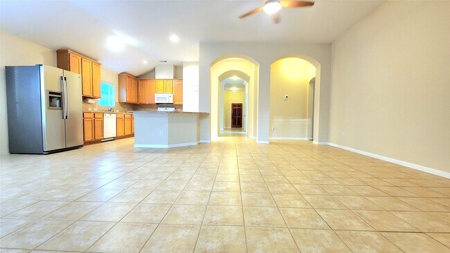 Building Photo - 3011 Sunchase Ct