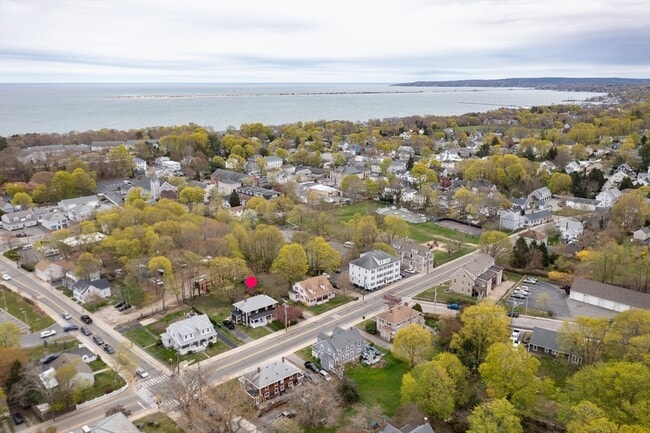 Building Photo - 235 Standish Ave