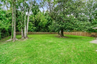 Building Photo - 5574 Houston Dr