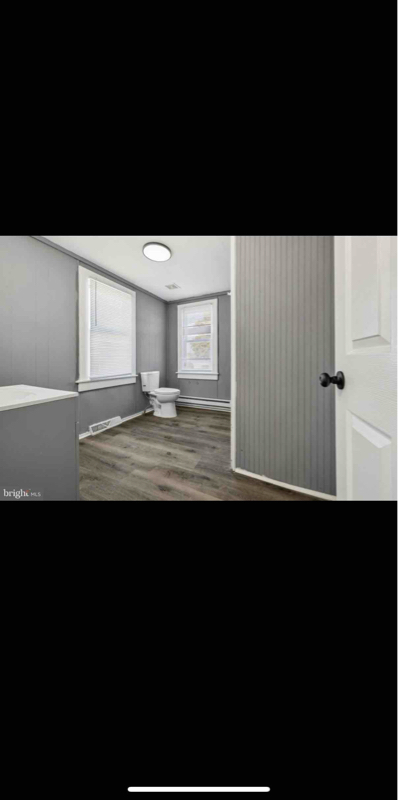 Building Photo - 59 Mulford Ave