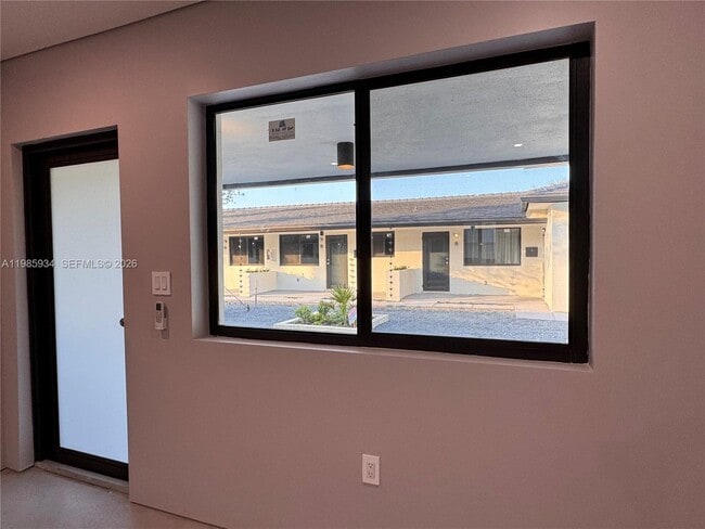 Building Photo - 8931 NE 2nd Ave