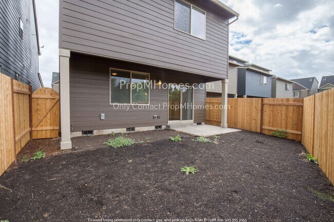 Building Photo - 10605 NW 303rd Pl
