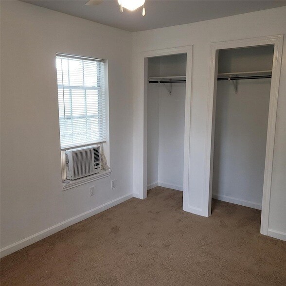 Building Photo - 5103 Willow Glen Dr