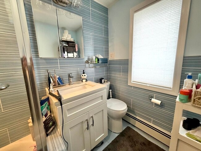 Building Photo - 15 Putnam St