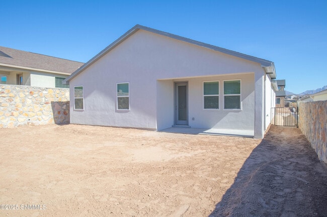 Building Photo - 5017 Sand Strm Rd