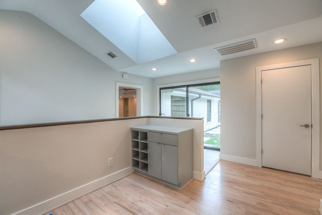 Building Photo - 4127 Underwood St