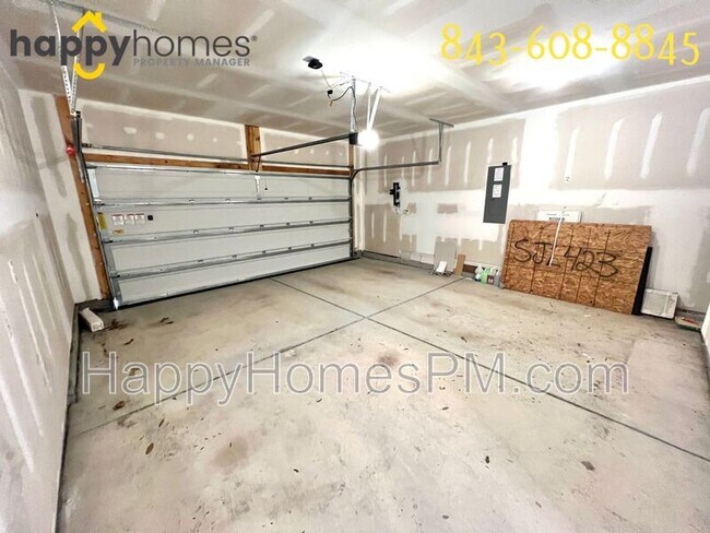 Building Photo - 3225 Great Egret Dr