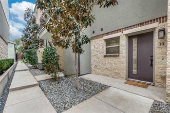 Building Photo - 4316 Hartford St