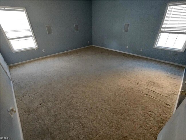 Building Photo - 968 Jenkins Dr
