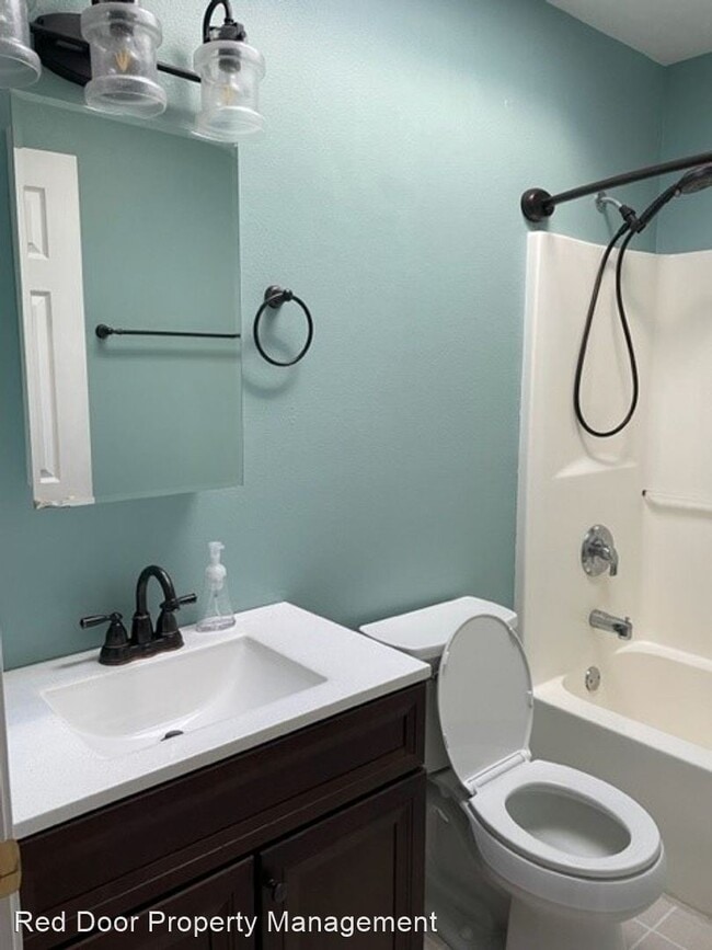 Building Photo - 2 br, 2 bath House - 1117 14th St. S Apt 2