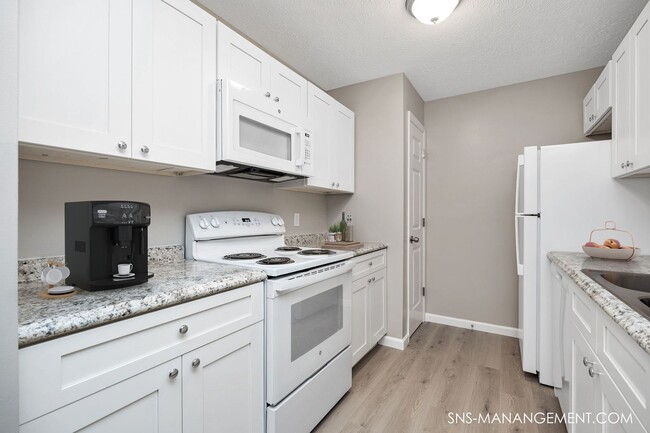 Interior Photo - Savannah Heights Apartments