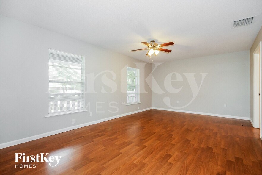 Building Photo - 8240 Stoner Rd