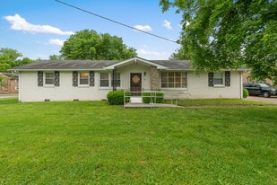 Building Photo - 701 Revels Dr