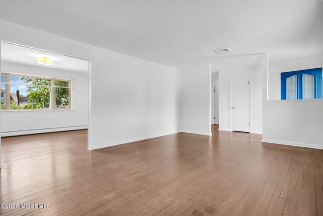 Building Photo - 10 Harbour Way