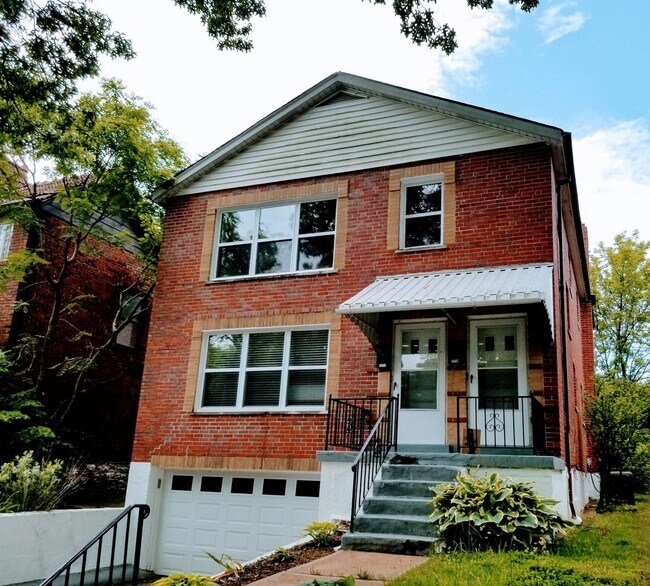 Primary Photo - 7212 Dartmouth Ave