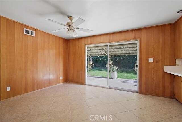 Building Photo - 1483 W Cypress Ave