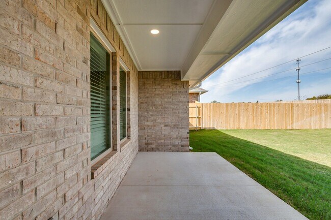 Building Photo - Modern New Construction in gated Delmar La...