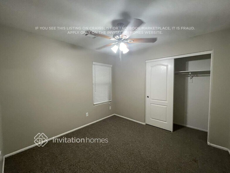 Building Photo - 2231 S 101st Dr