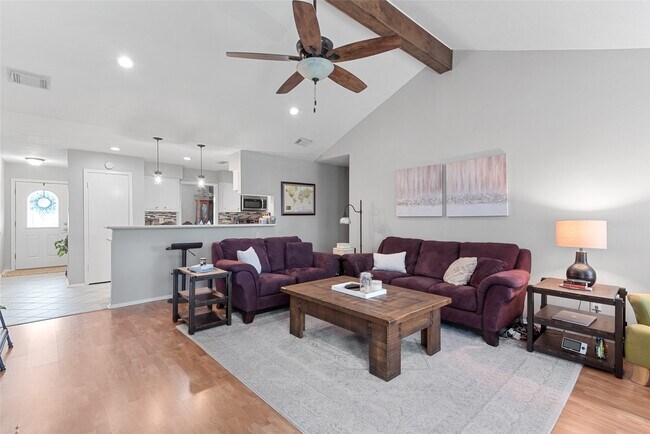 Building Photo - 105 Sweetgum Dr