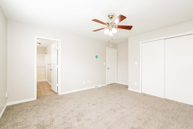 Building Photo - 3266 Sextant Dr