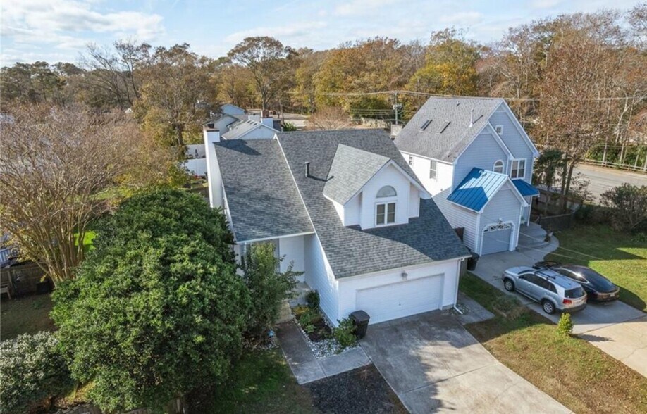 Building Photo - 404 Grace Ave