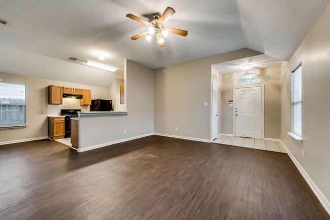 Building Photo - 8342 Fuqua Gardens Dr