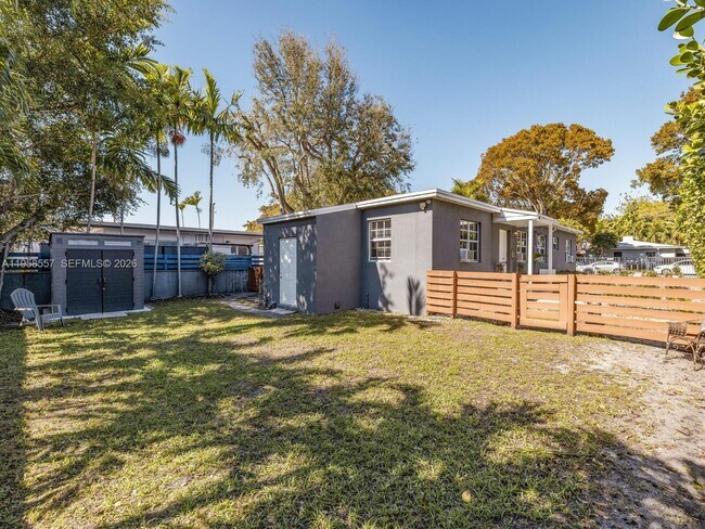 Building Photo - 440 NE 69th St