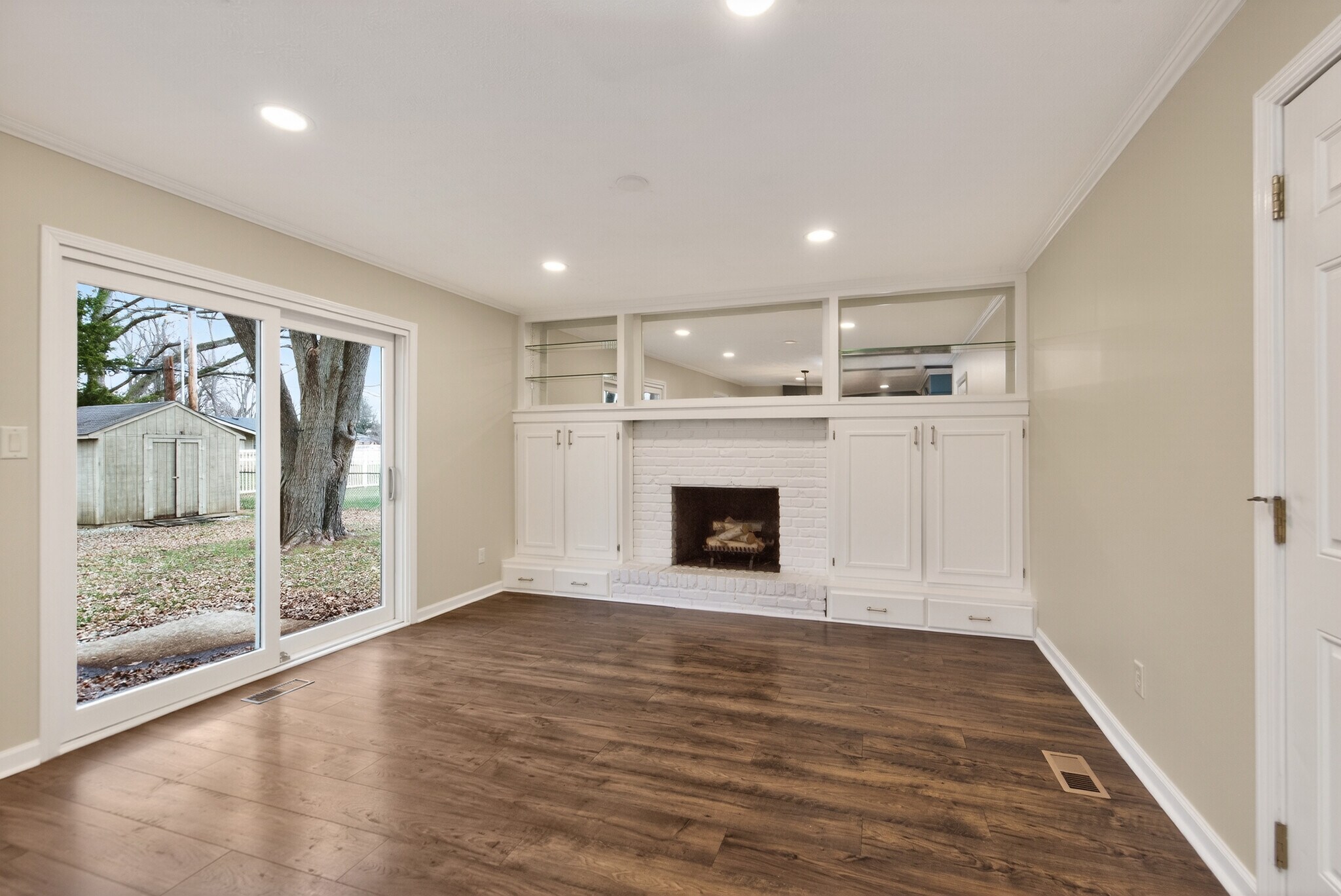 Building Photo - 11417 Washington Blvd