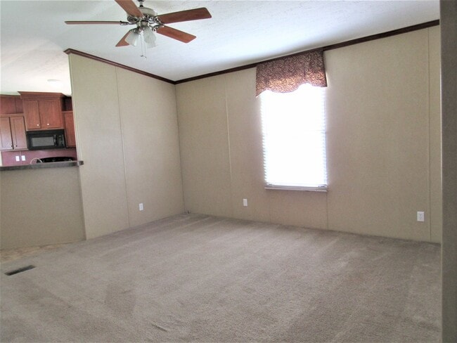 Building Photo - 3 BD 2 BA Country Living