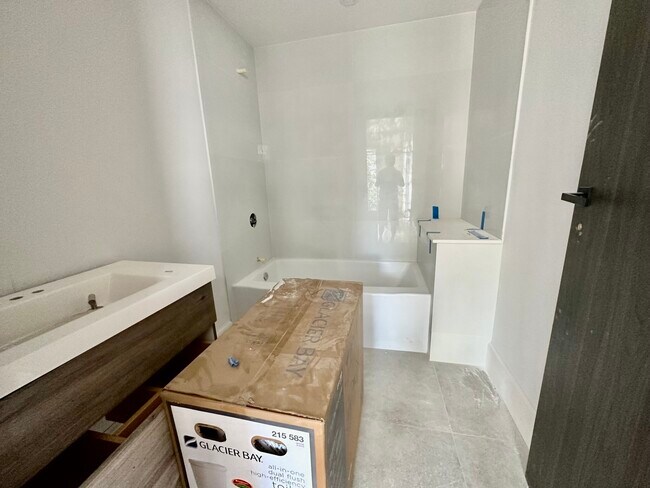 Building Photo - 99 Mount Pleasant Ave