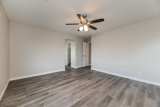 Building Photo - 7376 Cobbhan Dr