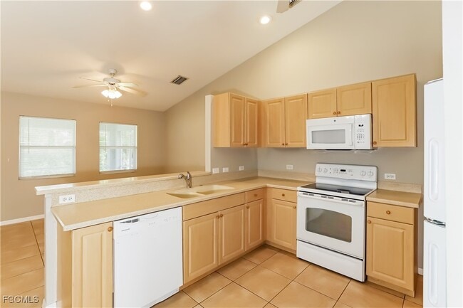 Building Photo - 5840 Regent Rd