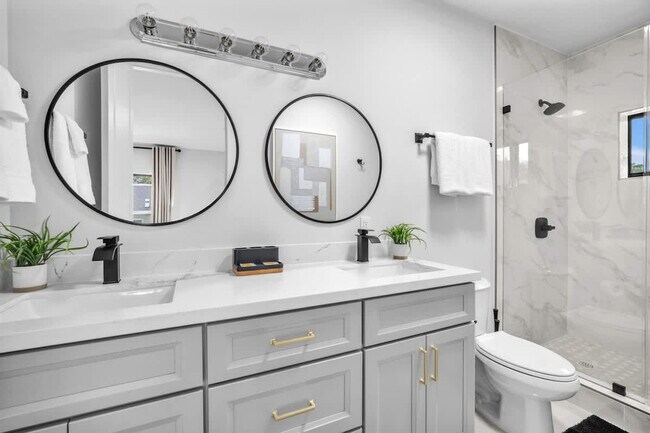 Building Photo - 2951 NW 13th St