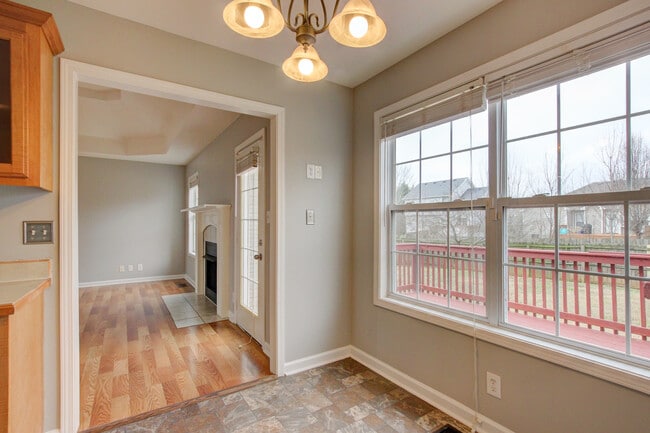 Building Photo - 3696 S Naples Ct