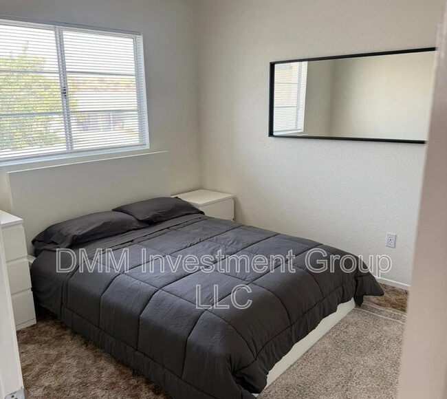 Building Photo - 14570 Stone Creek Trl