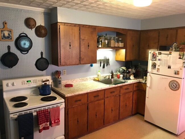 Building Photo - Paluska