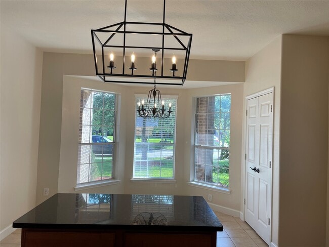 Building Photo - 2313 Cantabria Ln