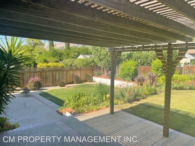 Building Photo - 3 br, 2.5 bath House - 5328 Sunny Orchard ...